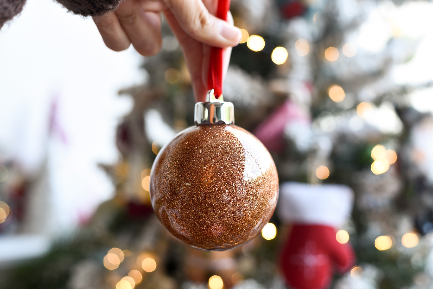 bola navidad purpurina caramelo Bola de Navidad personalizada con una foto y reverso con purpurina color caramelo