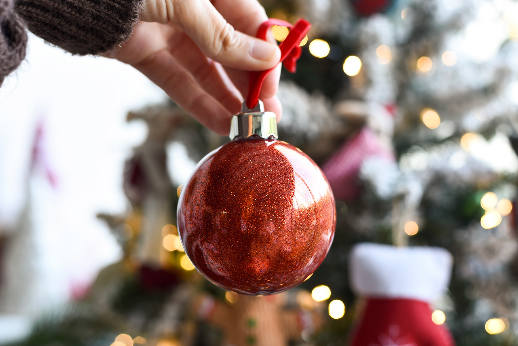 bola navidad purpurina roja Bola de Navidad personalizada con una foto y reverso con purpurina color rojo