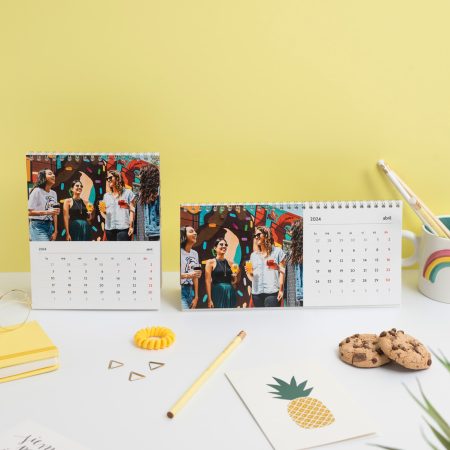 Calendario de mesa clásico disponible en formato horizontal y vertical