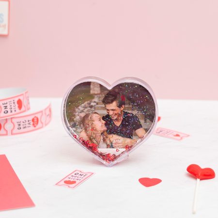 Bola de nieve con forma de corazón