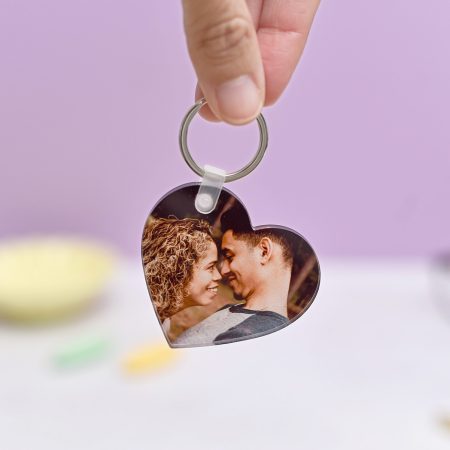 Llavero de metacrilato de corazón de 6x5,5 cm.