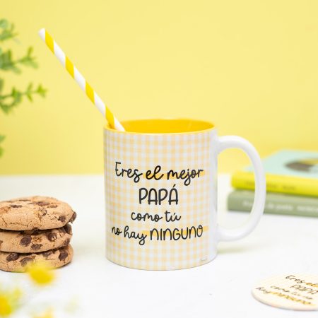 Taza personalizada con texto "Eres el mejor papá, como tú no hay ninguno" y espacio para incluir una foto.